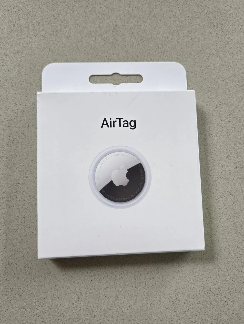 Apple AirTag 1st Generation -1 Pack **NEW